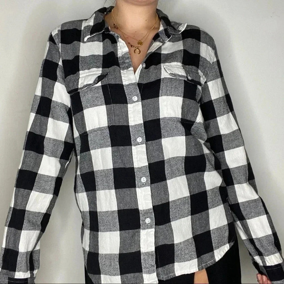 Sundry Black and White Plaid Flannel Button Down Shirt - Picture 4 of 5
